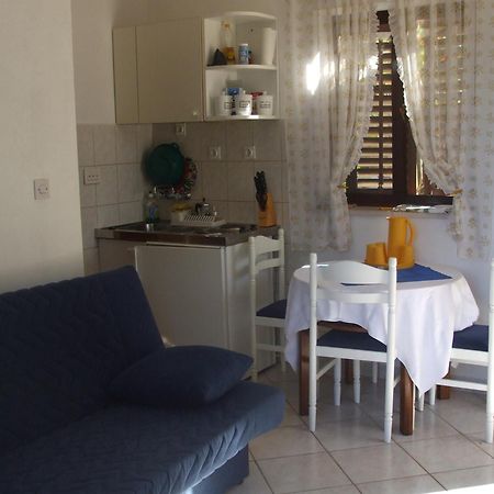 Apartments Marina Супетар Экстерьер фото