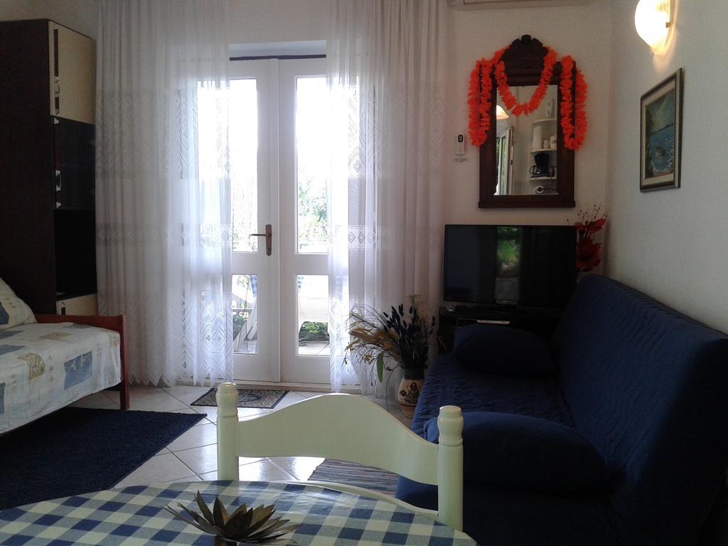 Apartments Marina Супетар Экстерьер фото